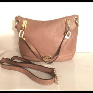 Micheal Kors crossbody purse